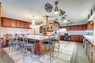 Canal-Front Ruskin Home with Private Hot Tub and Dock! - Ruskin - 1