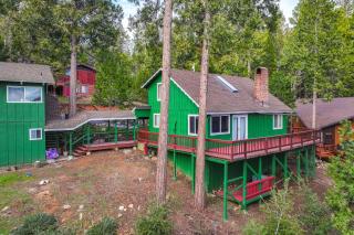 Cozy Mi-Wuk Village Cabin 18 Mi to Dodge Ridge! - Mi-Wuk Village - 9