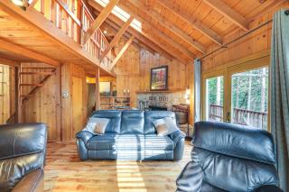 Cozy Mi-Wuk Village Cabin 18 Mi to Dodge Ridge! - Mi-Wuk Village - 3