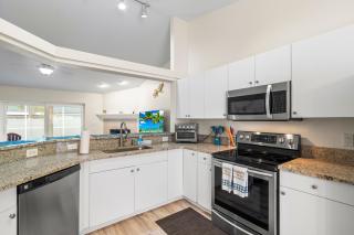 SaltyLux16 Heated Saltwater Pool, Near Beach, Honeymoon Island, Farmer market - Clearwater - 4