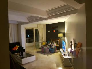 Modern Apartment Horizon with Great Front View, Casablanca - Casablanca - 9