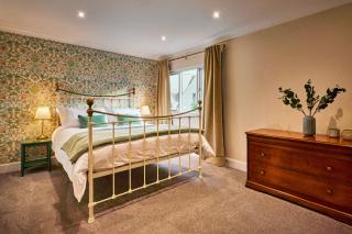 The Old Stables - Hot Tub, Sauna and Cinema - 4