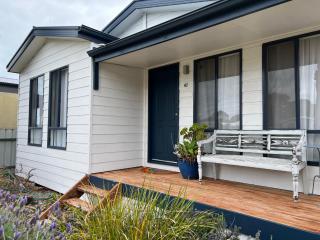Clampetts Pet Friendly Close to Township - 7