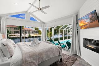 Dream Waterfront Beach Vacation on Marco Island - Marco Island - 0