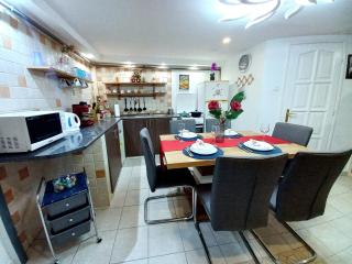 Downtown Acacia str Apartment - Budapest - 3