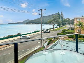 Bella Vista Unit 3 19 Shoal Bay Road - Shoal Bay - 0