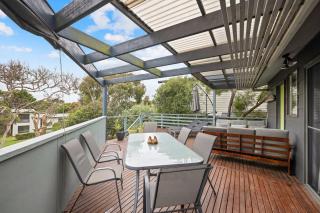 cweed - Smiths Beach - 1