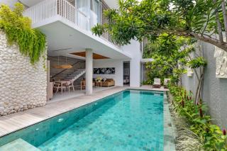 The Swan Villas by Villa Finder - Seminyak - 0