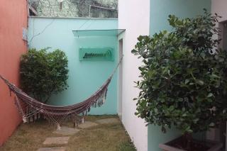 Casa inteira, bem localizada, lugar calmo - Belo Horizonte - 1