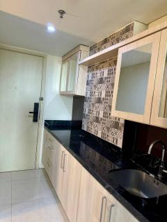 KUMU Warhol Residence Simpang Lima Semarang - 8