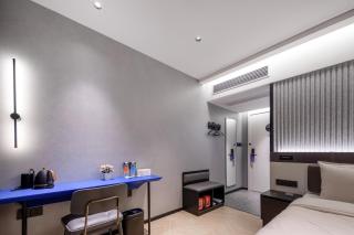 Atour Light Hotel Zhoushan Dinghai South Renmin Road - 1