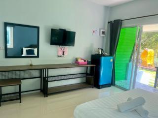 บ้านพักชายคลอง @บางปู สามร้อยยอด - Ban Bang Pu - 8