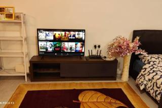 BS410- KLIA- Selfcheck-in-Wifi-Netflix-Parking-Pool, 5082 - Sepang - 2