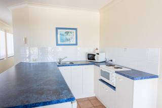 Belaire Place Motel Apartments - Caloundra - 7