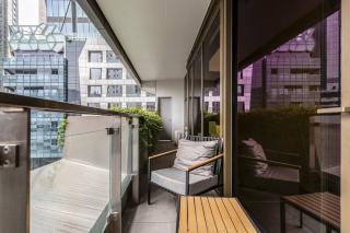 Brand New Apt in Best CBD Area! 71sqm, Green view - 1