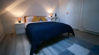 Spacious Victorian Townhouse in Popular Location - 2