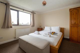 52 Carr Avenue - 2
