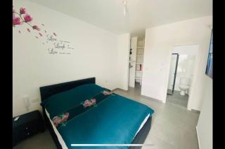 New- Luxury Glil Yam For Family 4 Rooms Parking - Herzelia - 3