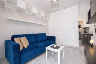 Ground Floor Apartment with Garden and FREE GARAGE in Sosnowiec by Noclegi Renters - Sosnowiec - 3