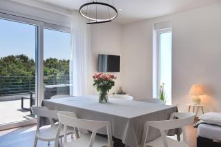 Modernes Apartment mit großer Terrasse - Pješčana Uvala - 7