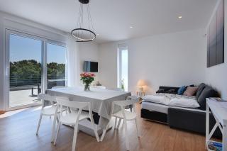 Modernes Apartment mit großer Terrasse - Pješčana Uvala - 6