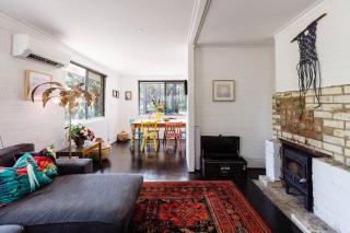 Bushy Sleeps - Eco Friendly Tranquil Escape - 1