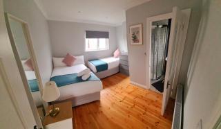 Stylish 3 Bedroom Galway House - Galway - 5