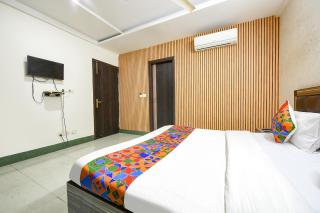 FabHotel Ess Pee Grand - 3