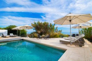 Frontline 6 BDRM Luxury Villa w Beach Access - Marbella - 8