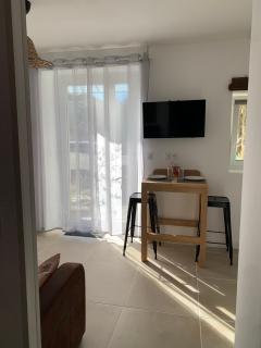 Studio Moderne Cozy - Ribaute-les-Tavernes - 4