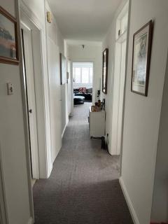 CENTRAL HOVE Large 2 bedroom Private residence with PARKING & BEACH HUT - Brighton & Hove - 1