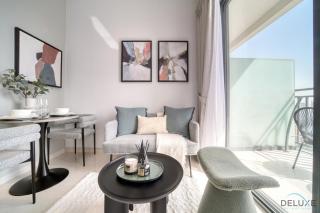 Canal Views! Promotional Rate on Lovely 1BR by Deluxe Holiday Homes - 0
