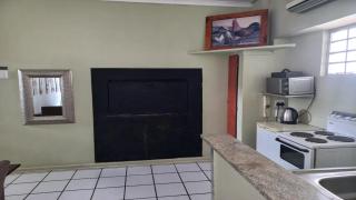 Bains House - Upington - 3