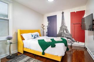 French design Luxurious Downtown 3br/2ba that sleeps 8 guests with Optional Valet Parking - Chicago - 7