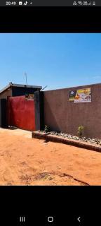 TSHABELANG MOUNTAIN VIEW LODGE - 1