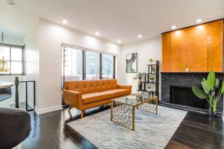 4Bedroom Gold Coast Duplex with Jacuzzi in the Bedroom and Optional Valet Parking - Chicago - 8