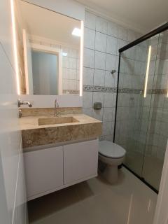 Vista mar com ótima localização na meia praia - 7