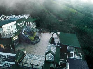 Parakkat Nature Resort - Munnar - 6
