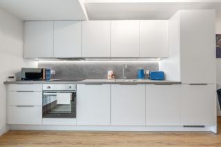 Modern Stylish 2 bedroom apartment in the heart of Potters Bar - Potters Bar - 1