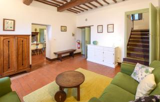 4 Bedroom Lovely Apartment In Paciano - Paciano - 8