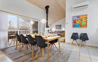 Stunning Home In Strandby With Wifi - 6