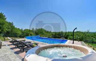 Gorgeous Home In Kapela With Jacuzzi - Kapela - 9