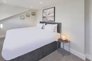 Grace's Loft - Near Beach - WiFi - Sleeps 3 - 7