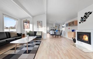 Beautiful Home In Dronningmølle - Dronningmølle - 7