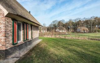 Beautiful Home In Den Ham With Kitchen - Den Ham - 9