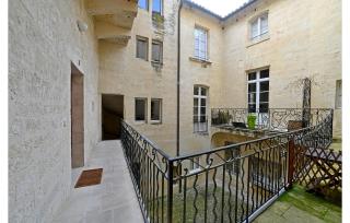 2 Bedroom Lovely Apartment In Beaucaire - Beaucaire - 2