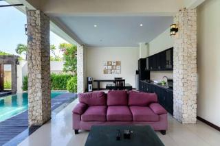 1BR Villa Massive Pool @Seminyak PB - 2