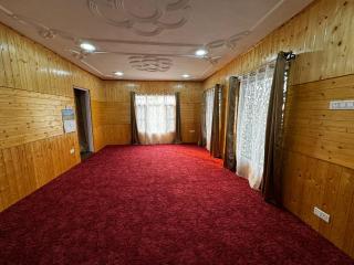 WalkinnSleep - Srinagar - 1
