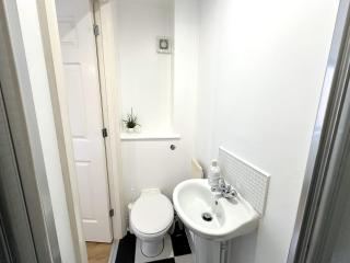 Private room with en-suite and parking in shared flat - Glasgow - 6