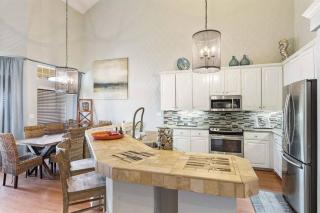 4 Br - 3 Ba Townhouse Walkable to Pool - Destin - 4